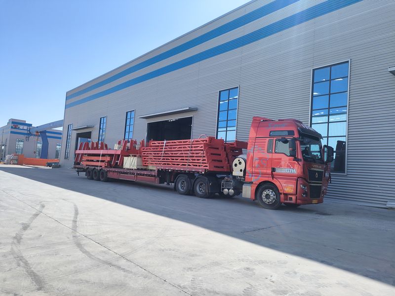 電動葫蘆門式起重機 4臺 MHxh10t—8m    2臺 MHxh5t—8m      2臺 制作完成，出口哈薩克斯坦交付客戶使用